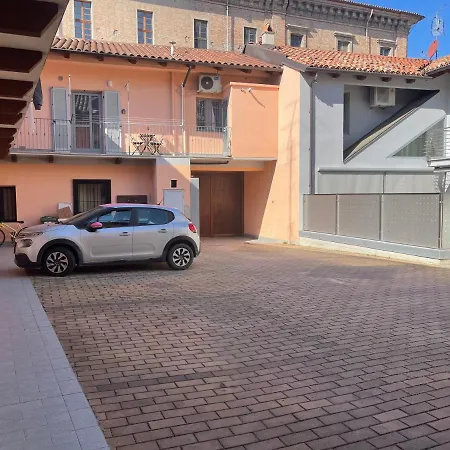 Ferienwohnung Ca D La Trifola Free Parking Alba  Exterior foto